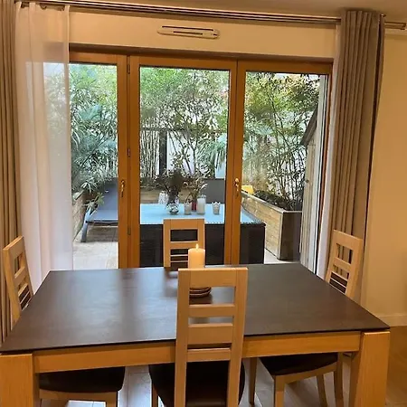 De Standing * Courbevoie